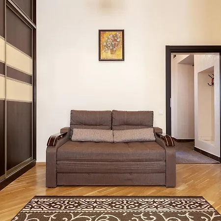 On Tamanska - вулиця дарії гусяк Apartament Lwów