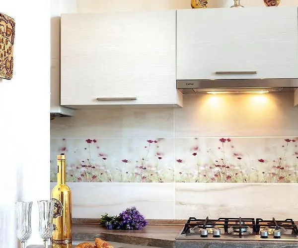 Appartement 3, 4, Tamanska, дарії гусяк Lviv