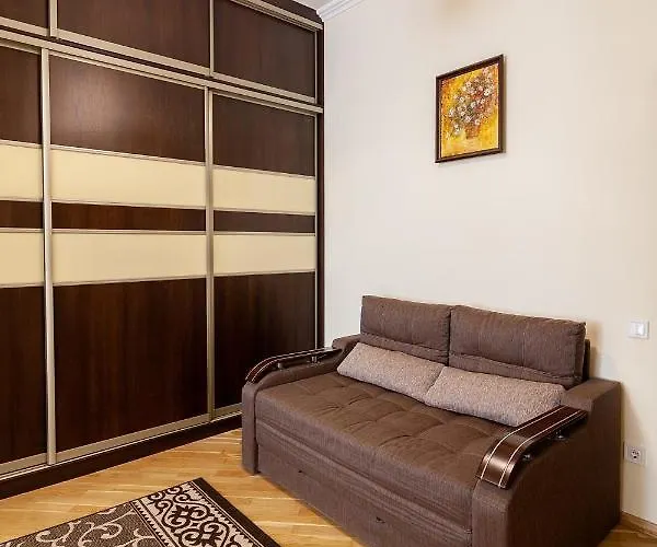 Appartement 3, 4, Tamanska, дарії гусяк Lviv